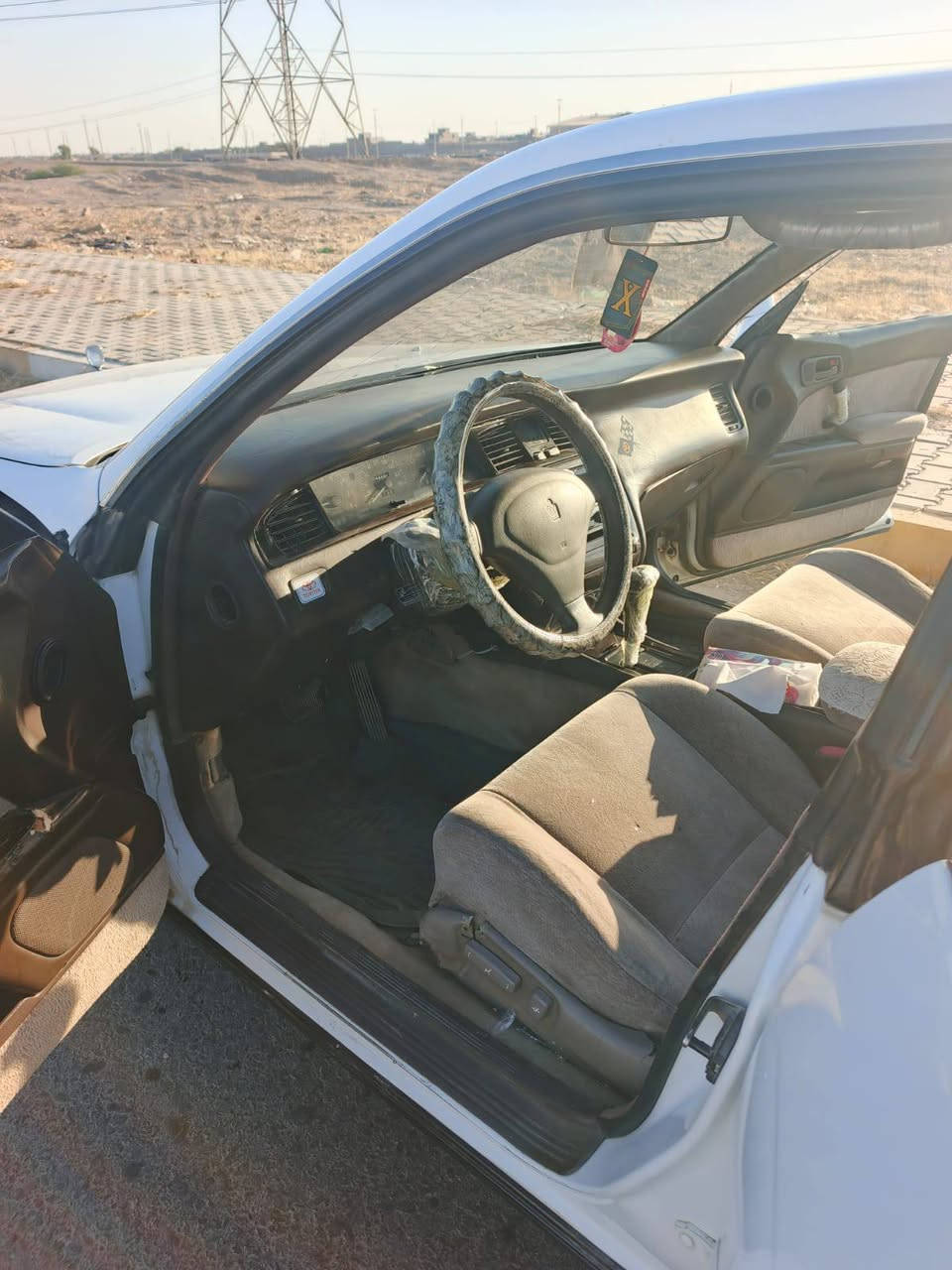 سلام عليكم للبيع  بطى موديل 94 رقم صلاح الدين دولي
محرك2500  وكير كله بشرط تبريد نقص غاز 
 مكفول بيها جاملغ امامي صبغ بدون دواخل 
السعر 59  مكاني صلاح الدين بيجي للاستفسار الاتصال على الرقم التالي ***********
