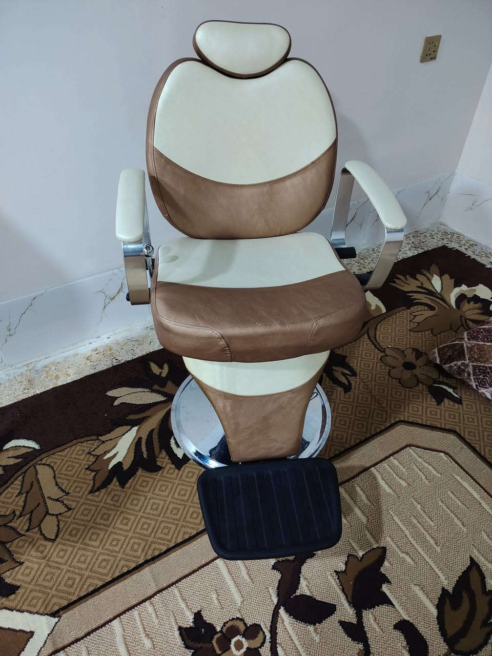 للبيع
***********
