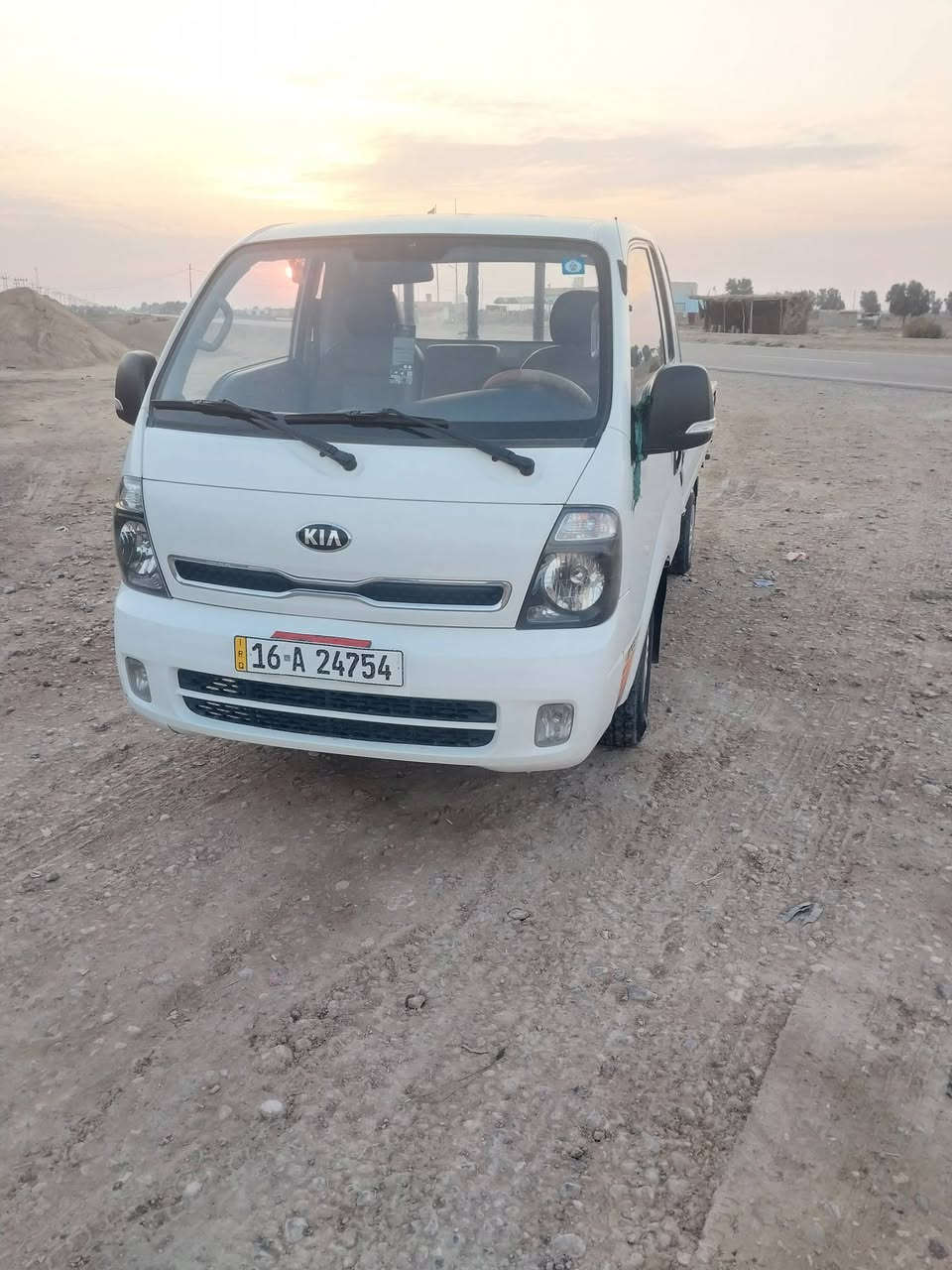 سلام عليكم كيا بنكو موديل ١٨ رقم قادسيه نكليزي سيارة خير من الله كير محرك اكسن باور كله جديد سنويه ٢٨ سيارة مكفولة كفالة عامة سعر ١١٥ وبية مجال مكان بابل الشوملي هاتف ***********
