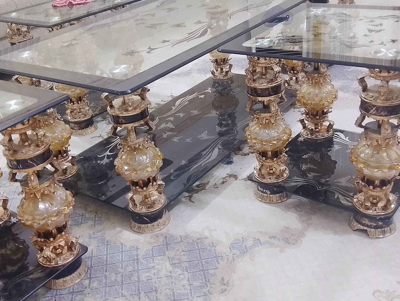 السلام عليكم
عندي طبلات زجاج نضيفات 4صغار واحده كبيره ب110وبيه مجال


**إذا كنت صاحب هذا الإعلان وتريد حذفه لأي سبب، رجاءا أرسل رسالة إلى الدعم الفني**