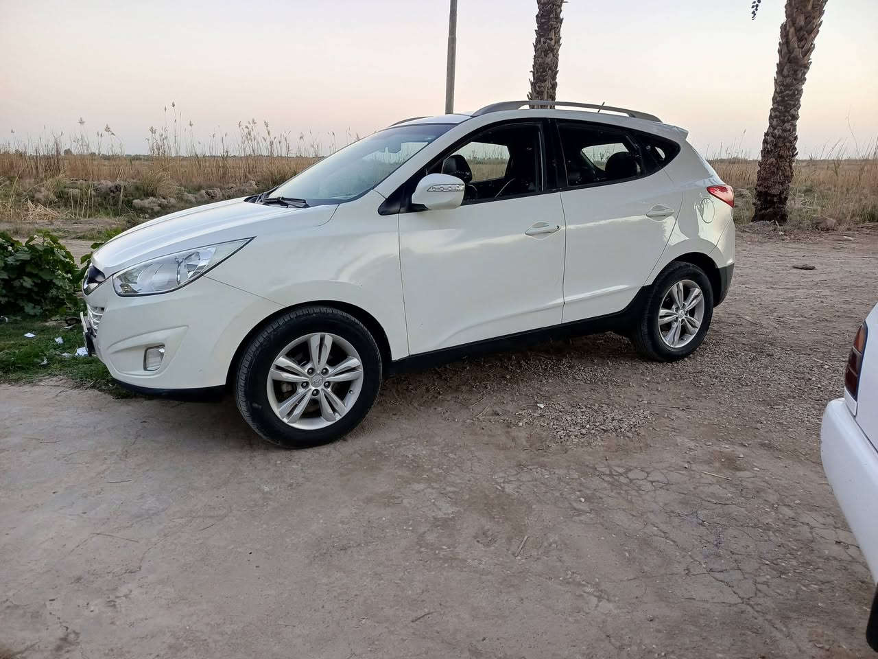 سلام عليكم توسان موديل ١١ رقم اربيل سنويه ل27 رقم جديد محرك وكير مكفول تخم تاير صدر سياره جاهزه بيه صبق جاملق وباب مكاني واسط الزبيديه سياره تحويل سعره ١٢٥ /***********
