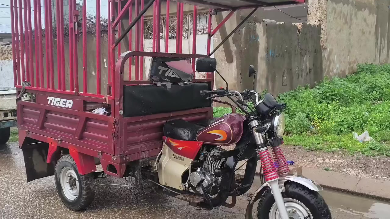 سلام عليكم اخوان ستوته تايكر بعيره لل بيع موديل2020وراق كامله محرك ما مفتوح السعر مليون و150قفل 
تواصل ***********واتساب 
مكاني العوسجه
