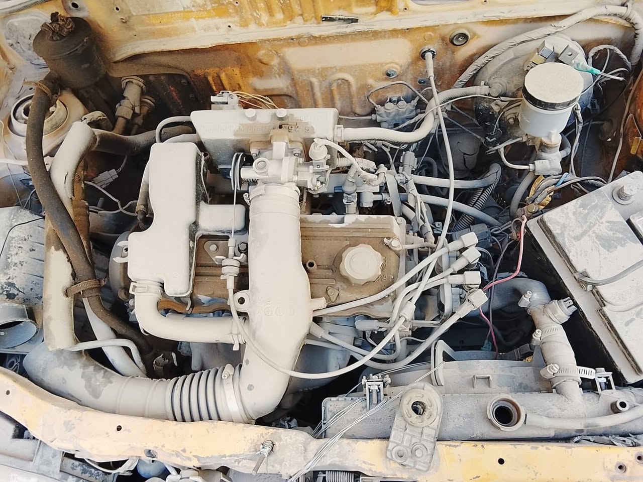 سايبا 2014رقم بغداد راعيه موجود سياره مكينه وكير جدد
سياره بيه عطل كهربائي ومتروكه صار فتره 
مكاني نجف ملحق قرية الغدير
 السعر 5  ورقات وبيه مجال 
***********
