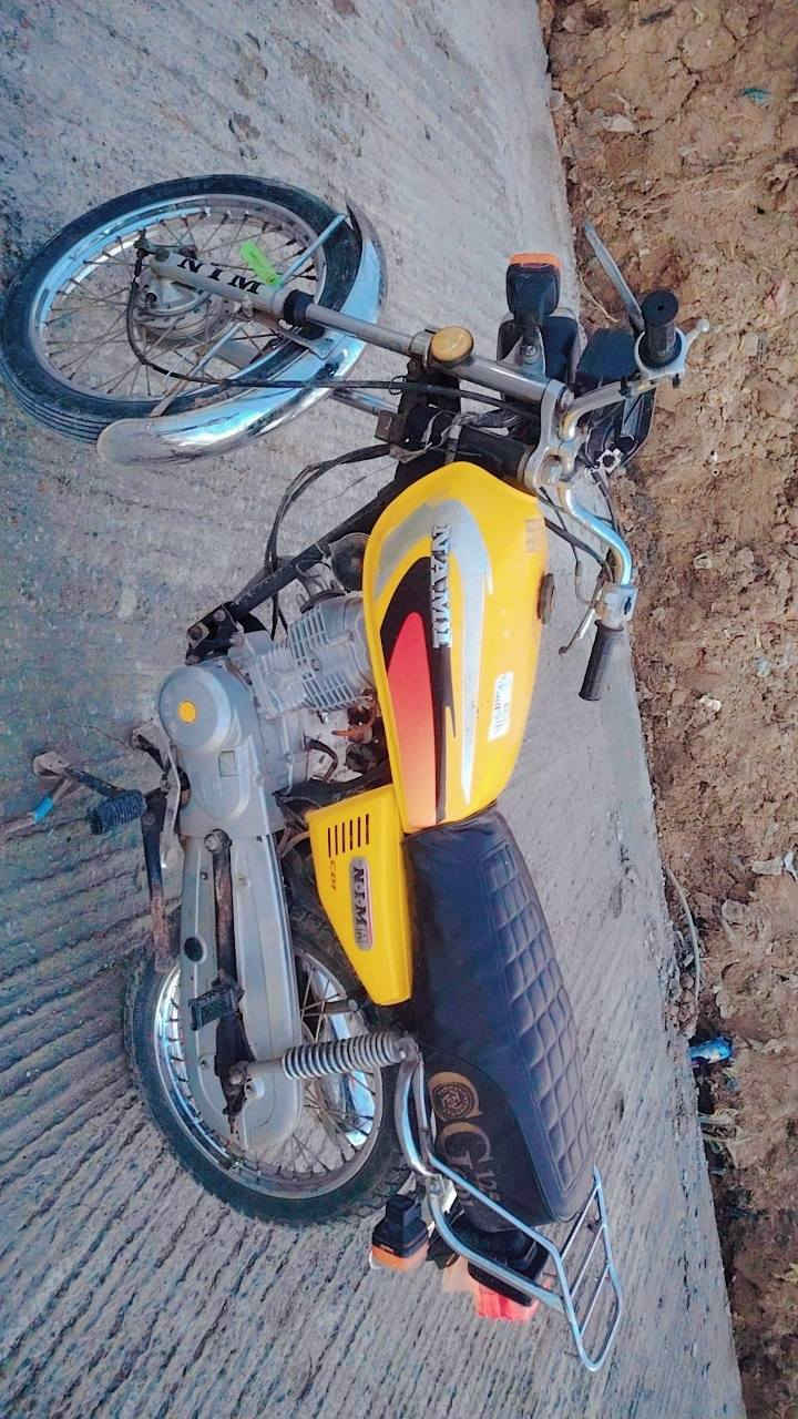 ٤ كير نامه للبيع موديل ٢١ ب٧٠٠ وبيها مجال
الشراي يتصل ***********
