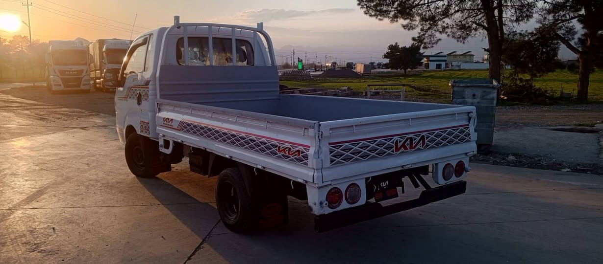 بەناوی خوای گەورە
کیادووتەنی علوج لایەکی بڕاوەتەوە چاککراوەبەشەرتی 3تەن مەکینە2700مۆدیل2012نرخ55وەرەقەوکەمێک مەحامەلەشوێن قەڵادزە*********** بشدار, السليمانية
