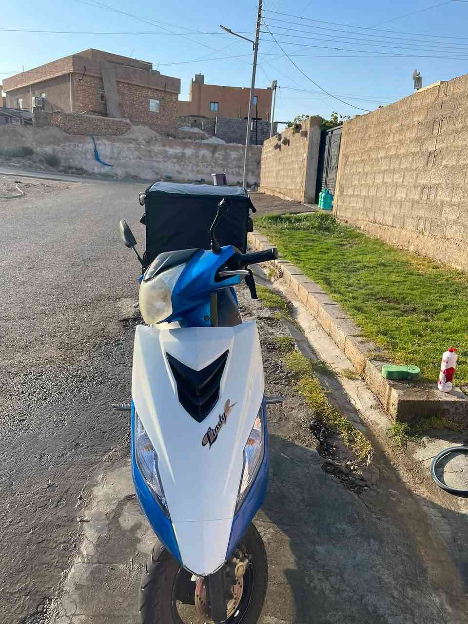 سلام عليكم ماطور هوجي سنفور سرعته 120 نكره صلف. هندر شغل  نضيف كلشي مابي على الفحص  بدون الجنطه. سعر جنطه وحد الي يريده يدخل خاص او يتصل على رقم   اكثر شي اتواجد على تصال  *********** سعره675وبي مجال قليل

