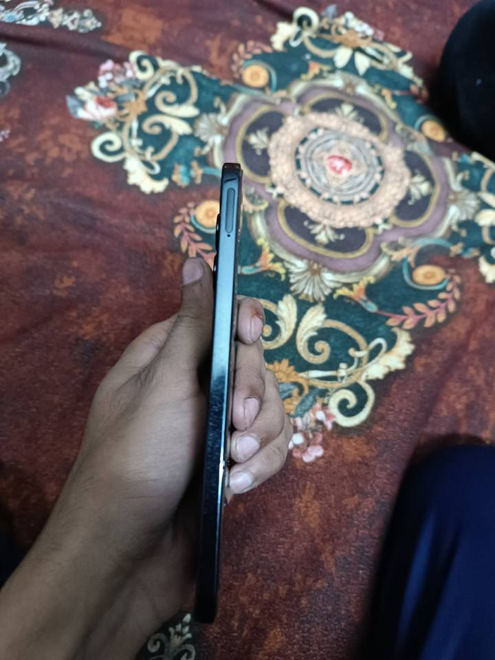 موبايل هونر x8b ذاكرة 512 الداخليه8+8 المعالج سناب دراكون 680 بطارية 4500 ملي امبير كامل ملحقاته ب185 الف العنوان بغداد بغداد, العراق


**إذا كنت صاحب هذا الإعلان وتريد حذفه لأي سبب، رجاءا أرسل رسالة إلى الدعم الفني**