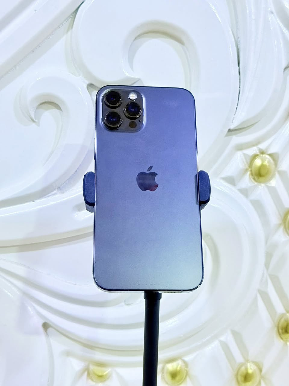 ايفون 12 برو ماكس 
ذاكرة 256 
نموذج M 
وتر برو ممفتوح ولاداخل تصليح  
بطارية 81 جهاز جديد  مثل مموضح  
سعر 550 الشراي يتصل غير متواجد ع الفيس
***********
