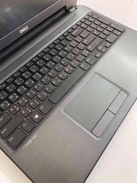 لابتوب Dell Latitude E3540

يشغّل: التصفح، برامج Office، الدراسة، تشغيل البرامج الخفيفة، مشاهدة الفيديو، والأعمال المكتبية اليومية.

المواصفات:

المعالج: Intel Core i3 — الجيل الرابع (فئة U)

الذاكرة (RAM): 8 GB DDR3 ― 1600MHz

التخزين: 320 GB HDD

كرت الشاشة: انتل 4 كيكا

الشاشة: 15.6″ — دقّة HD

الكيبورد: عربي / إنجليزي (ليزري)

إضافة: قارئ أقراص DVD

الهدايا والملحقات:
• حقيبة لابتوب
• شاحن أصلي
• ماوس
• ماوس باد
• تغليف احترافي (بابلز + كرتون للحماية التامة)

الضمان والخدمات:
• فحص عند الاستلام مع المندوب
• ضمان 7 أيام بعد الاستلام
• نفحص ونرتّب الجهاز قبل الإرسال
• تنصيب ويندوز وبرامج حسب الطلب (بقيمة إضافية إن طلب العميل)

السعر: 140,000 دينار

التوصيل متوفر إلى جميع محافظات العراق

للطلب والاستفسار (واتساب متوفر):
*********** – ***********
