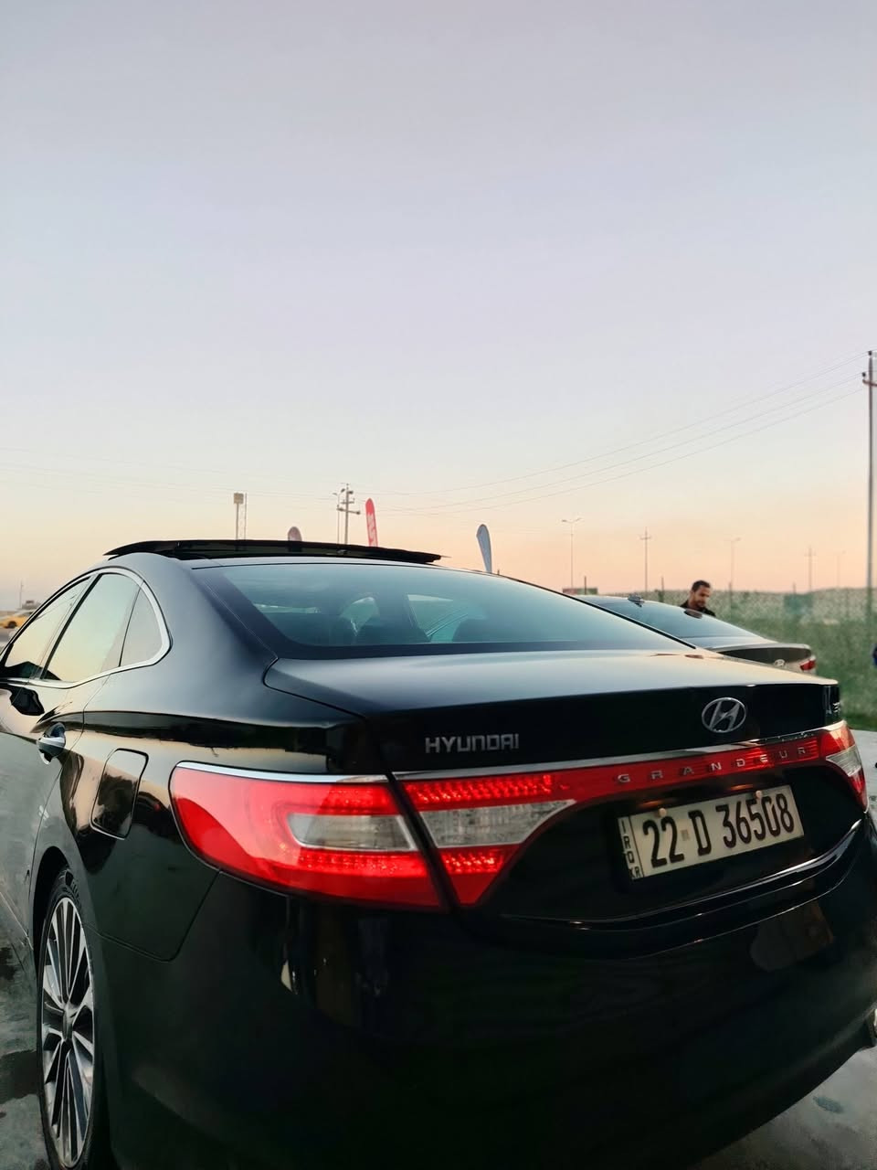 السلام عليكم
هونداي ازيرا  موديل 2013 خليجي لون اسود  كفاله عامه

اعلى مواصفات vip 

مكينة 6 سلندر 3000 دوش 

سيارة رقم اربيل الدولي الجديد 

المواصفات:

. بصمة

.بانورما

 •عدد AIR BAG 8 

•ويل كب 18 

•سماعات +دمام 

•دبل كزوز

•حساسات أمامية وخلفية

 •لايت زينون + LED•كشاف •حساسات

•تبريد امامي وخلفي مناخين منفصل

 مفتاح التشغيل بصمة 

•شاشة تسلا كبيرة وكامرة 

•لد امامي 

الانارة الداخلية LED•

•كشنات الامامي كهرباء 

.كشنات الامامية تدفئة وتبريد

. نظام مانع الانزلاق 

•مانع انحدار 

• لد خلفي مسطره

•بردة خلفية اوتماتيك 

.ترحيب عند الاقتراب

مثبت السرعة Cruise 

•المودات والأوامر الصوتية

 .نظام مانع الانزلاق

.المرايا الجانبية قابلة للطي كهرباء 

السيارة عارضها ب 118 وبيها مجال بسيط حك الجية

مكان السيارة بابل الإسكندرية 

للأتصال 

***********

***********
