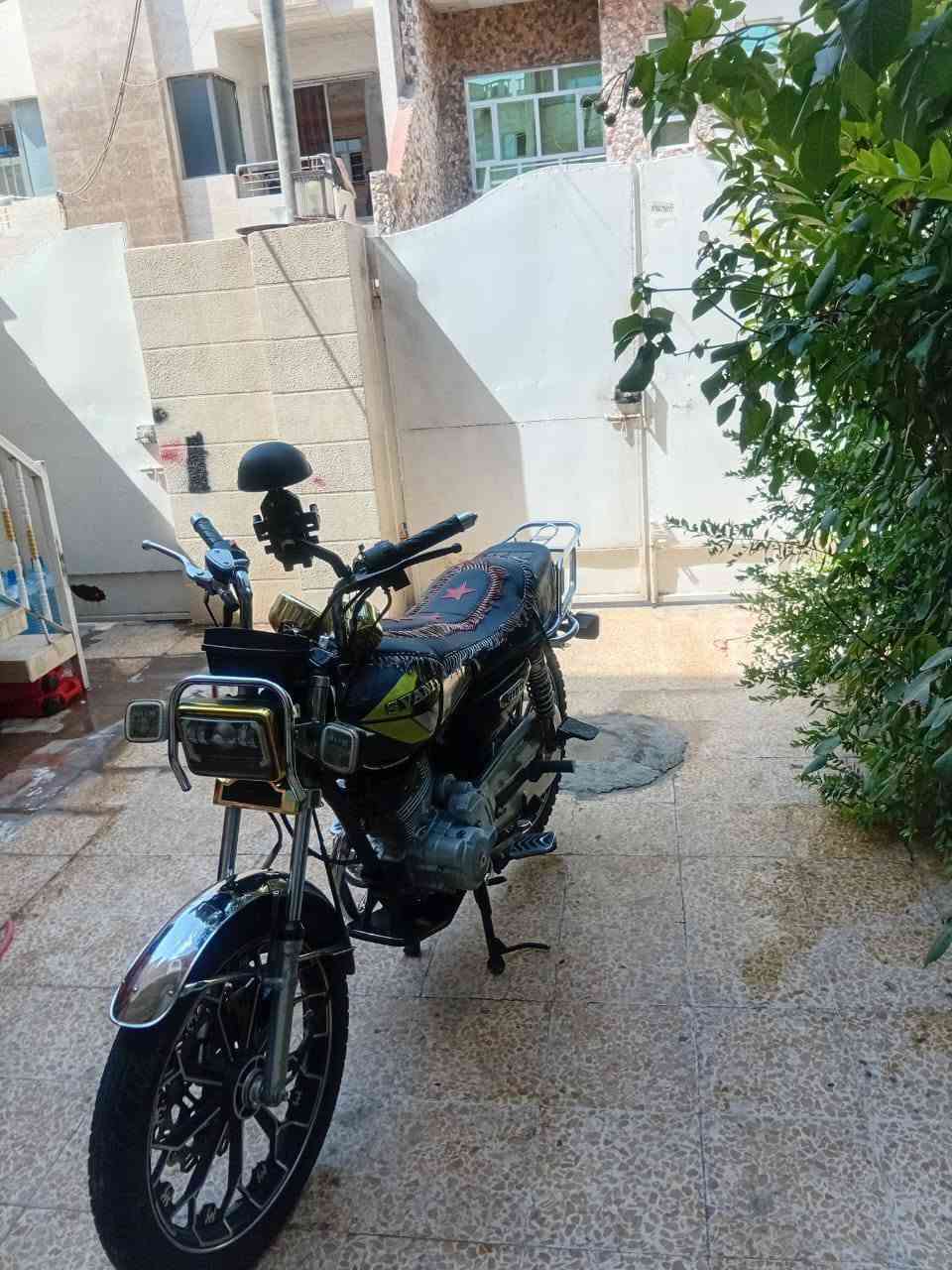 سافين برو هونزدا
📅 موديل: 2025
⚙️ المحرك: 196cc
🔊 منفيس أصلي
🔑 بصمة موجودة
📡 تشغيل عن بُعد (يحتاج تبديل فيوز فقط)

💰 السعر: 670,000 دينار عراقي

📍 الموقع: أربيل – هفلان

📞 للتواصل واتساب:
***********
