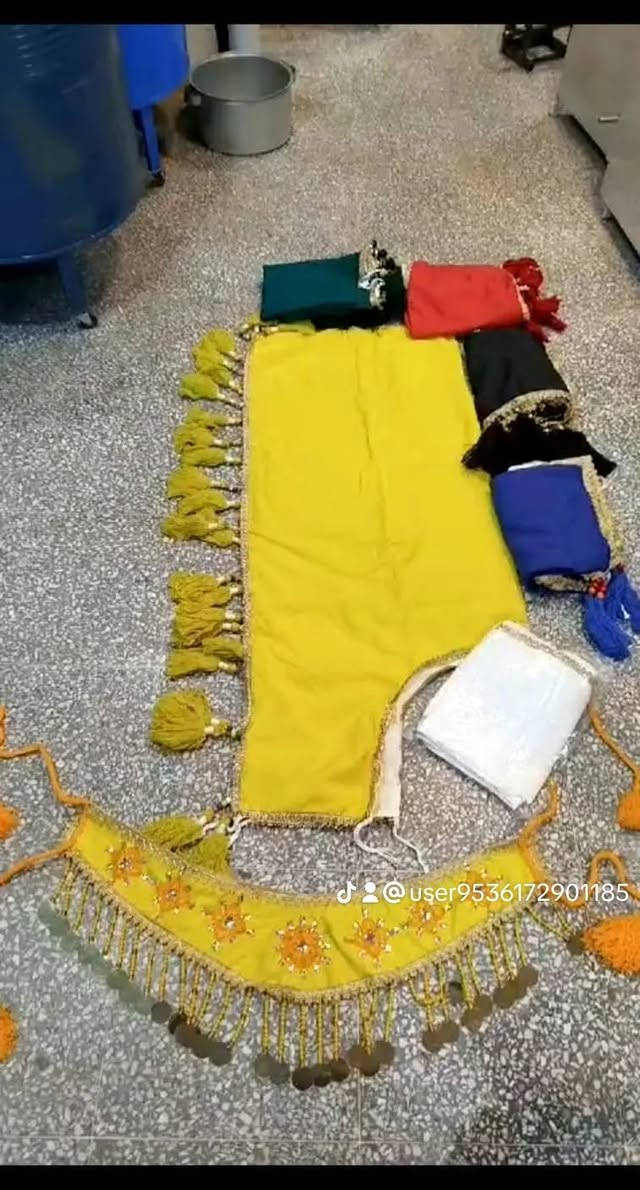 جميع انواع مواد ومزتلزمات الخيول متوفره 
محل ذوالفقار لبيع المواد الانشائه 
***********
