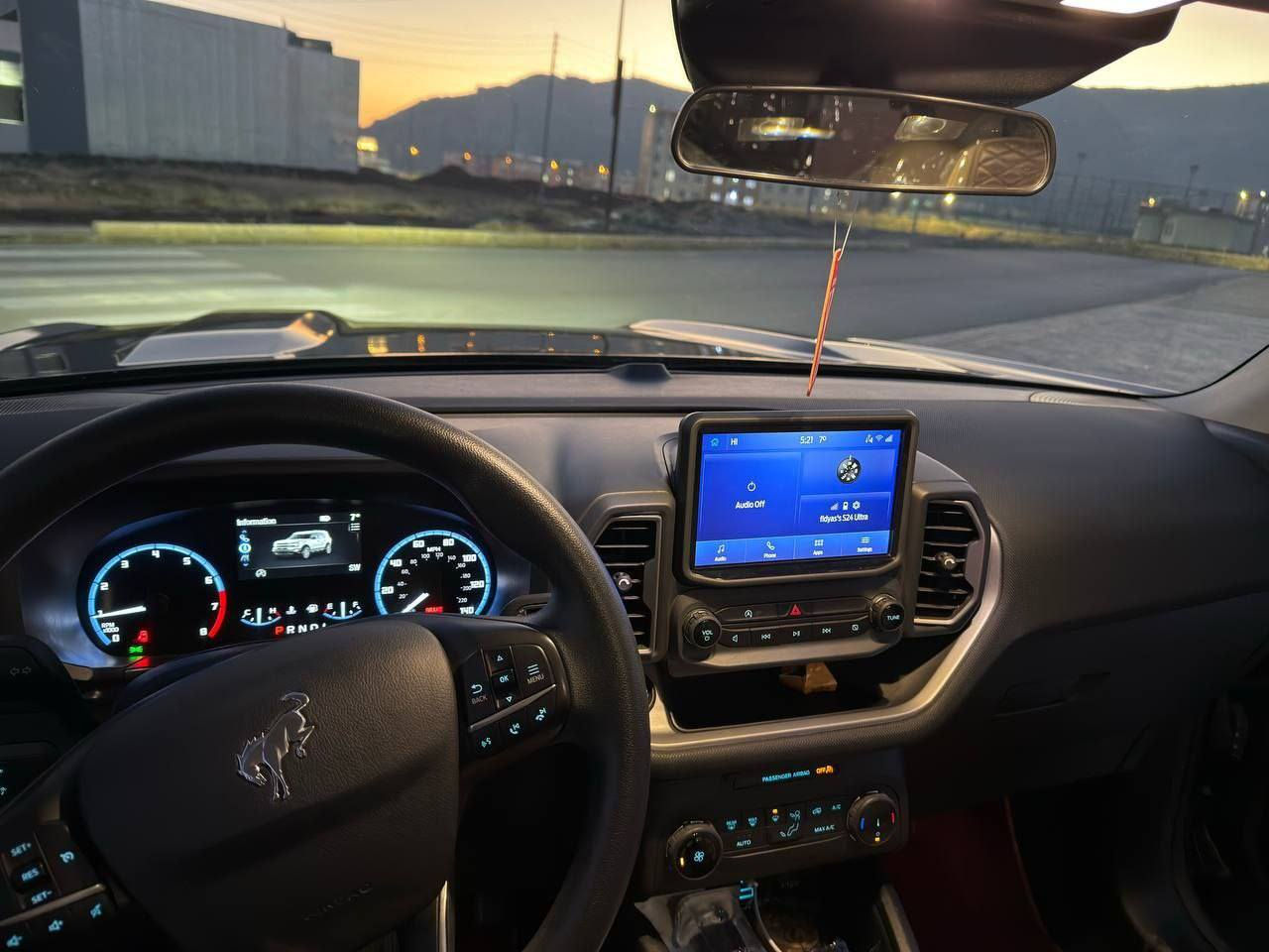 فورد برونكو 2022

ده بیل ئه کسیل 4x4

4 مؤدى ليخورینی هه یه

۲۵ هه زار روشتوه

سه نه وی تا 2029 نويه

مه كينه ۳ توربو

ته نها بونیت بوياخه بی ناو گرتن

مواسه فات خه تی جاده

شاشه گه وره

به سمه

فولى ئوتو

فول ده سکاری به رزکراوه تایه ی جه به لی

ژماره ی خاوه نی

***********
*********** السليمانية, العراق
