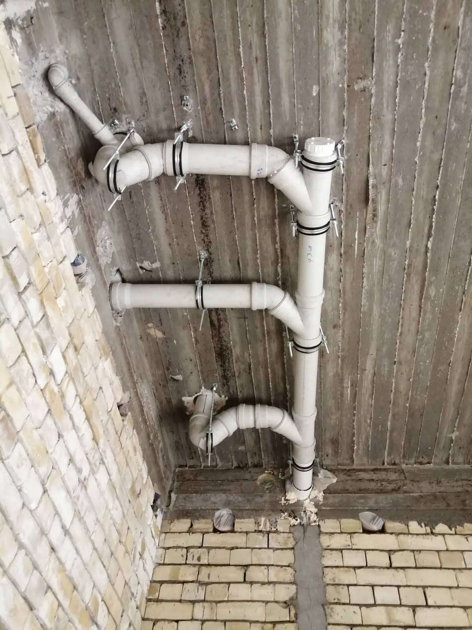 السلام عليكم
الاختيار الصح هو الأمثل 
جزء من أعمالنا في بغداد👇
عمل ٣خطوط+منظومة غاز
حار +بارد+اسالة
عمل الانابيب منفرد لسهولة  الصيانه🛠️
و أيضا عمل منظومة الصرف الصحي
شبكة معلقة كلين آوت فتحة تنظيف الشبكه
وانسيابيه عالميه وفق العمل التركي و الألماني
إضافة إلى الخلاطات الدفن
لشركة تسكا التركية العالميه🇹🇷
وشبكة ppr و انابيب الصرف الصحي polo   الكاتم
جودة إتقان سرعة نضافة
والله ولي التوفيق
شاهد الصور
*********** للحجز واتساب ✅
