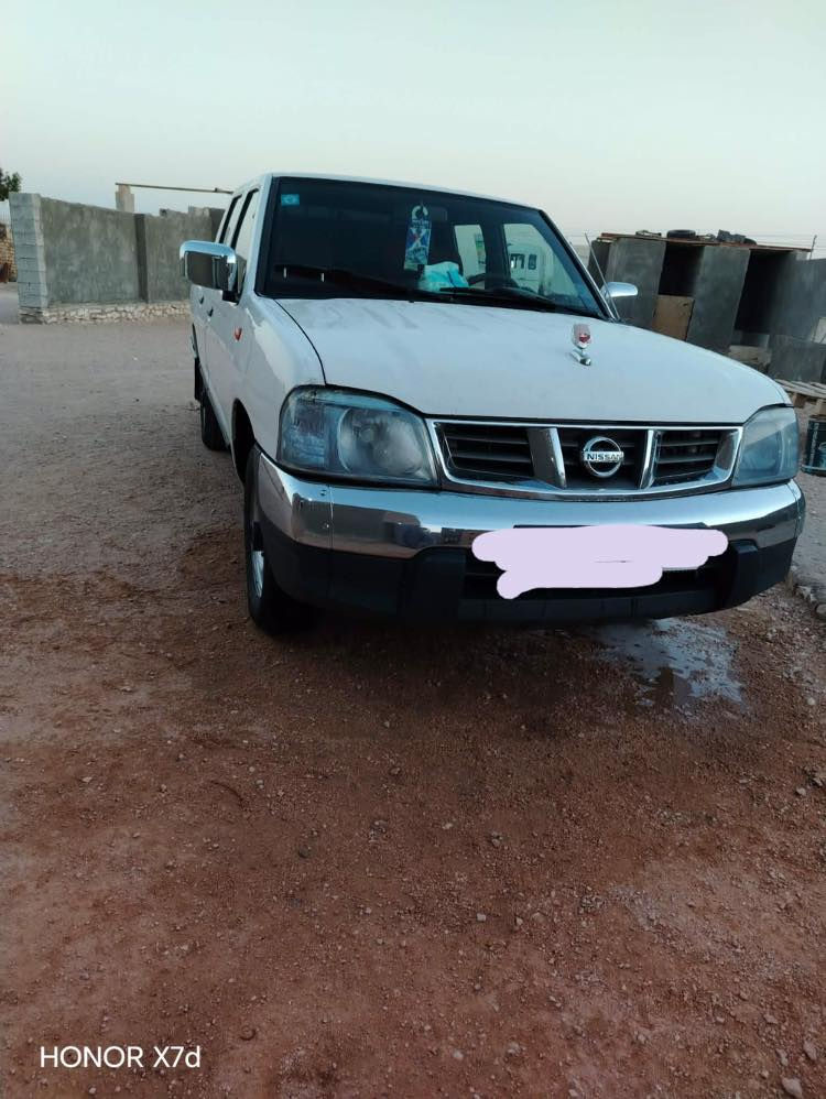 #نيسان  حمل موديل 2014 بيه طكه جاملغ اوباب  الخلفي  الخاص مغلق اتصال ***********
محافظة المثنى
