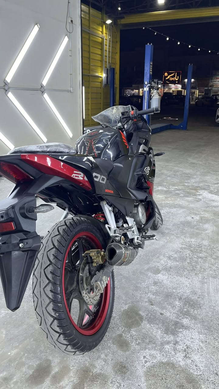 السلام عليكم (كشخه العيد )
الدراجه بانزين مو كهرباء 💥

دايون بطح R200 زیرو مديل 2025ماشيه 8 الف 

بدون اوراق ( اضمن لك سرقة وغيرها )

دراجه موديل 2025 

محرك 200cc سبورت 

سرعه دراجه 120

بريك كهربائي ( الخلفلي نظام ABS مانع نزلاق

كير 5 نمر كهربائي

دشبول كهربائي بل كامل 

تشغيل عن بعد 

صالنصه اكربفك صوت رعب 

دراجه حلوه وشكل رياضي

دراجه نضيفه وتجي تشوفها

السعر 12 ورقه 

مكان الدوره 

الرقم *********** 

الشراب يتصل  وبدال
