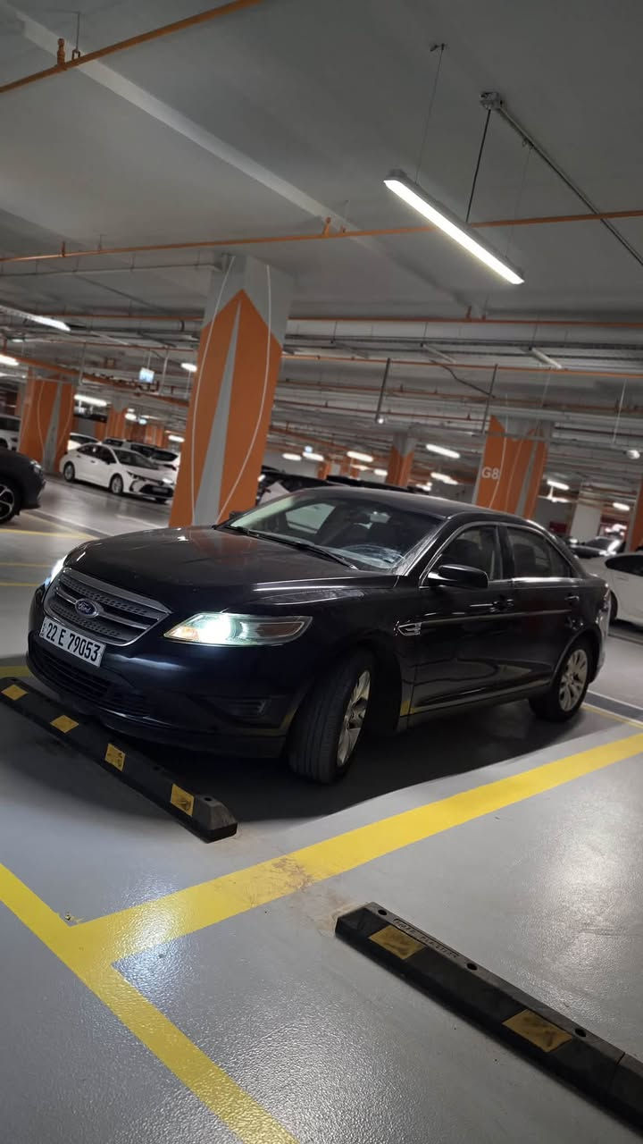 فورد تورس 2012 للبيع
🚗السياره V6 3500L محركها قوي و عملي و ياكل شارع ما 
شاء الله 

⚠️السيارة وارد امريكي الضرر(٣ قطع على جهه اليسار فقط)

لون سياره اسود و عليها ادامة دائما وقت بوقته و سياره 
شخصيه 

🧹داخلها من انظف دواخل الي بموديلها و صعب كلش تلكه

🔈سستم الصوت SYNC MICROSOFT 

⚡️كشن السائق نصف الكتروني 

📱بصمه دخول ذكيه 

💪🏽السيارة عمليه و قوية و تاكل شارع 

⭐️ما بيها ولا نقص عدا (صيانة للصدر الامامي) انما باقي سياره معمول عليها ادامة و مكمله . 

📍عنوانها بغداد الدورة 

📞رقم الاستفسار : ***********

💸السعر : 102$ و بيها مجال للخيرين 💕
