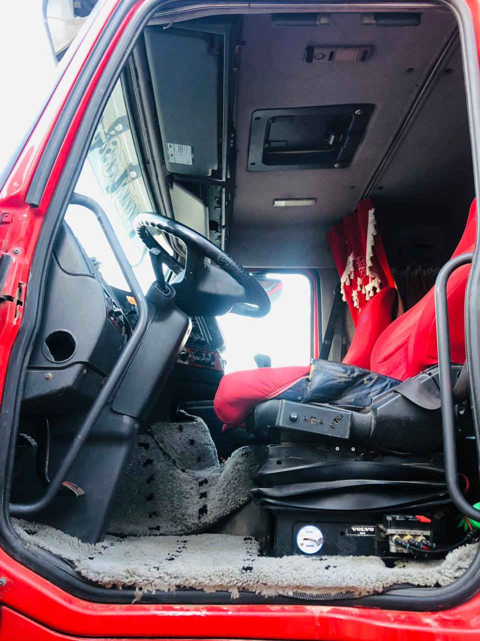 السلام عليكم فالفو سكس ويل جوب ليس للبيع موديل 2000 رقم دهوك شرط التحويل السعر  ٢٥٠ وبيها شويه مجال الاستفسار رقم الموبايل *********** اسيا ***********
