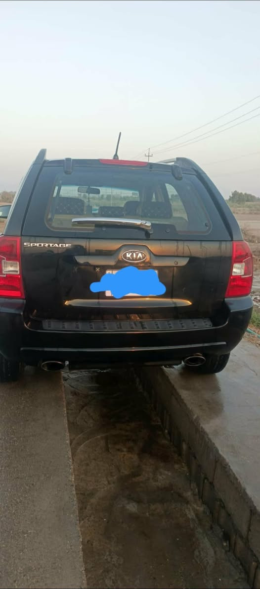 للبيع
سبورتج موديل ٢٠٠٦ رقم بغداد مكفولة من الظربة مصبوغة عام بسبب الجراد اني صبغتها  مكينه ٢٠٠٠ مكفولة  صدر جديد تخم تاير جديد غرفة جديدة سيارة ما معوزة الف دينار
مكانها واسط قضاء النعمانية السعر 90 وبيها مجال للاستفسار ***********
