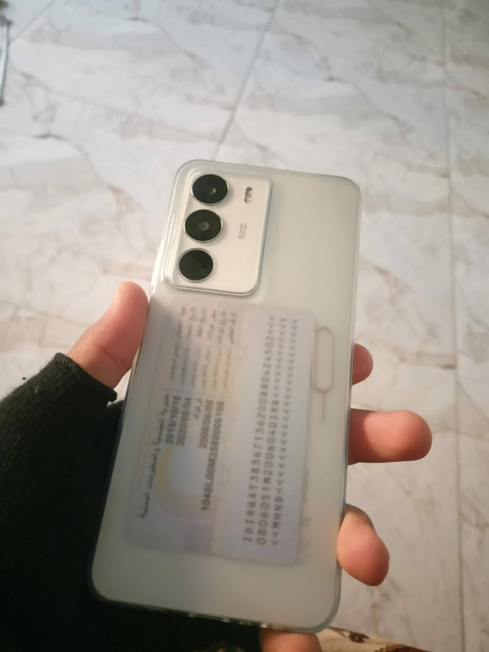 السلام عليكم عندي هاذ الجهاز والله العظيم مستخدم يوم واي عيب مابي لا يشكل ولا بي عيب بس احتاجيت افلوس وريد ابيعه وقراضه كله موجوده وضد ألمي والسعر 170وبي مجال قليل الشراي يتوصل على هاذ الرقم 
*********** وبي وتساب
