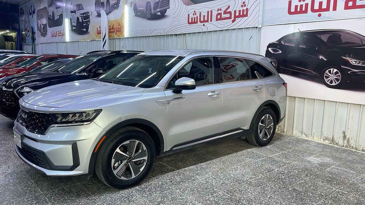 سورنتوا 22هايبرد باسمي رقم بغداد صبغ عام شواصي ولغود وبجم كبس ماشيه 45ب175للاستفسار***********
