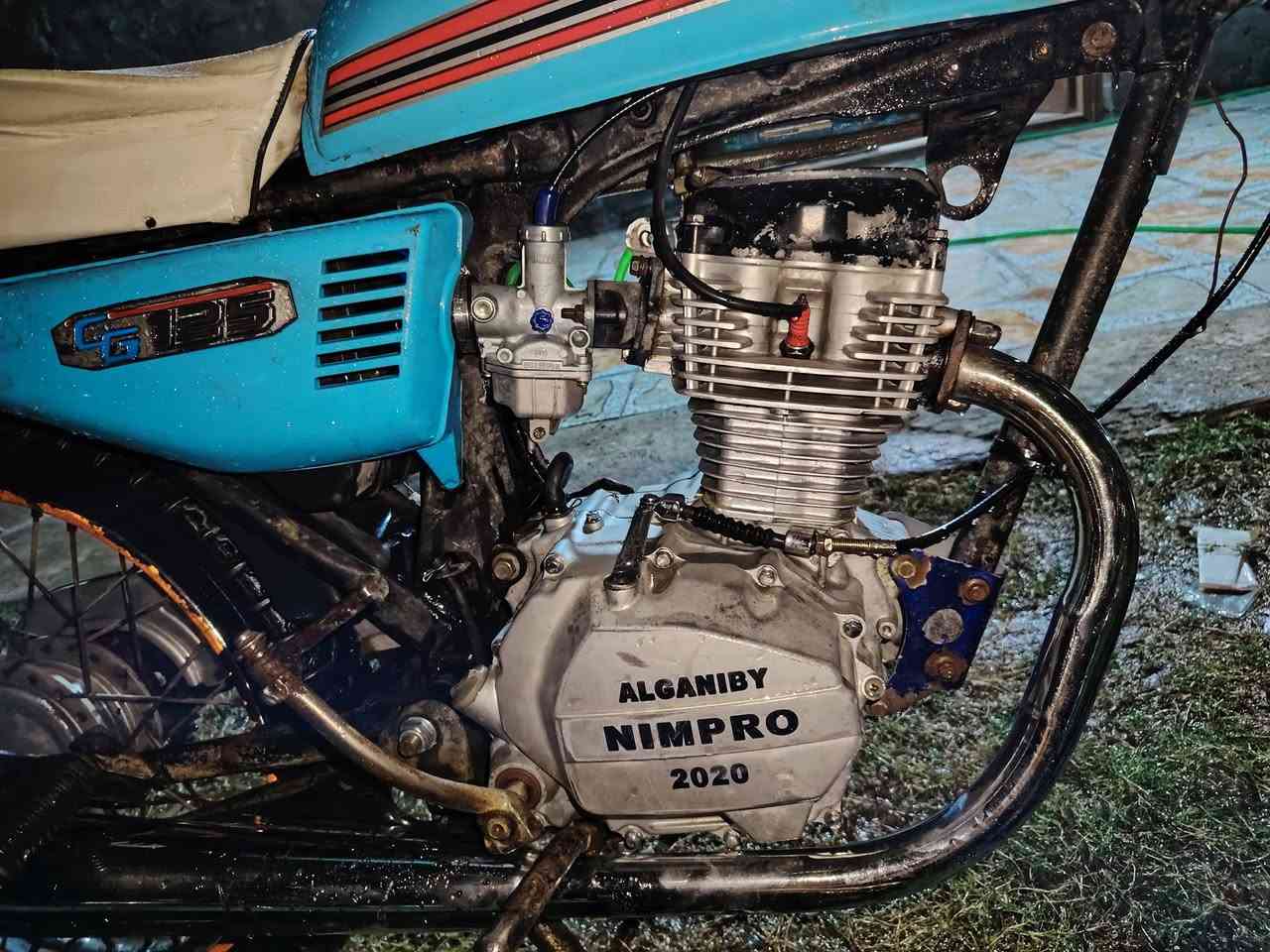 السلام عليكم دراجه للبيع بيع متوازي دراجه كلك كلك دراجه نام برو للسعر 350 بها مجا مكان ديوانيه الرقم***********
