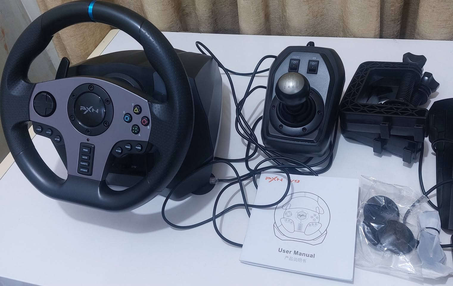 دركسون نوع  9V
السلام عليكم دركسون للبيع 9V كير عادي مستعمل قليل جدا  نظافة  100  مكان بابل السياحي  السعر  125 وبيه مجال بسيط أن شاءالله  شراي اتصل على الأرقام التالي  ***********
