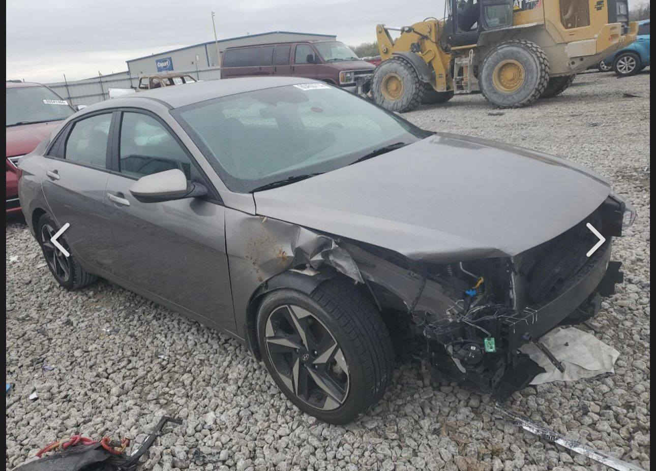 سلام عليكم
بيع او مراوس بعاليه 
النترا 2023  رقم  بغداد باسمنه  ماشيه ٤٤ سياره جدا جديده 
وارد امريكي صبغ جاملغ فقط وشبر من لبنيد لباقي مكفول بدون دواخل حادث خفيف  محرك  دوش 
مواصفات هواي بيها تشغيل عن بعد 
للتواصل واتساب  ***********
