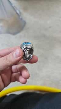 للبيع خاتم فيروزي سينائي اصلي حجم ثقيل ٢٠٠ الف يوجد توصيل  07700063036...