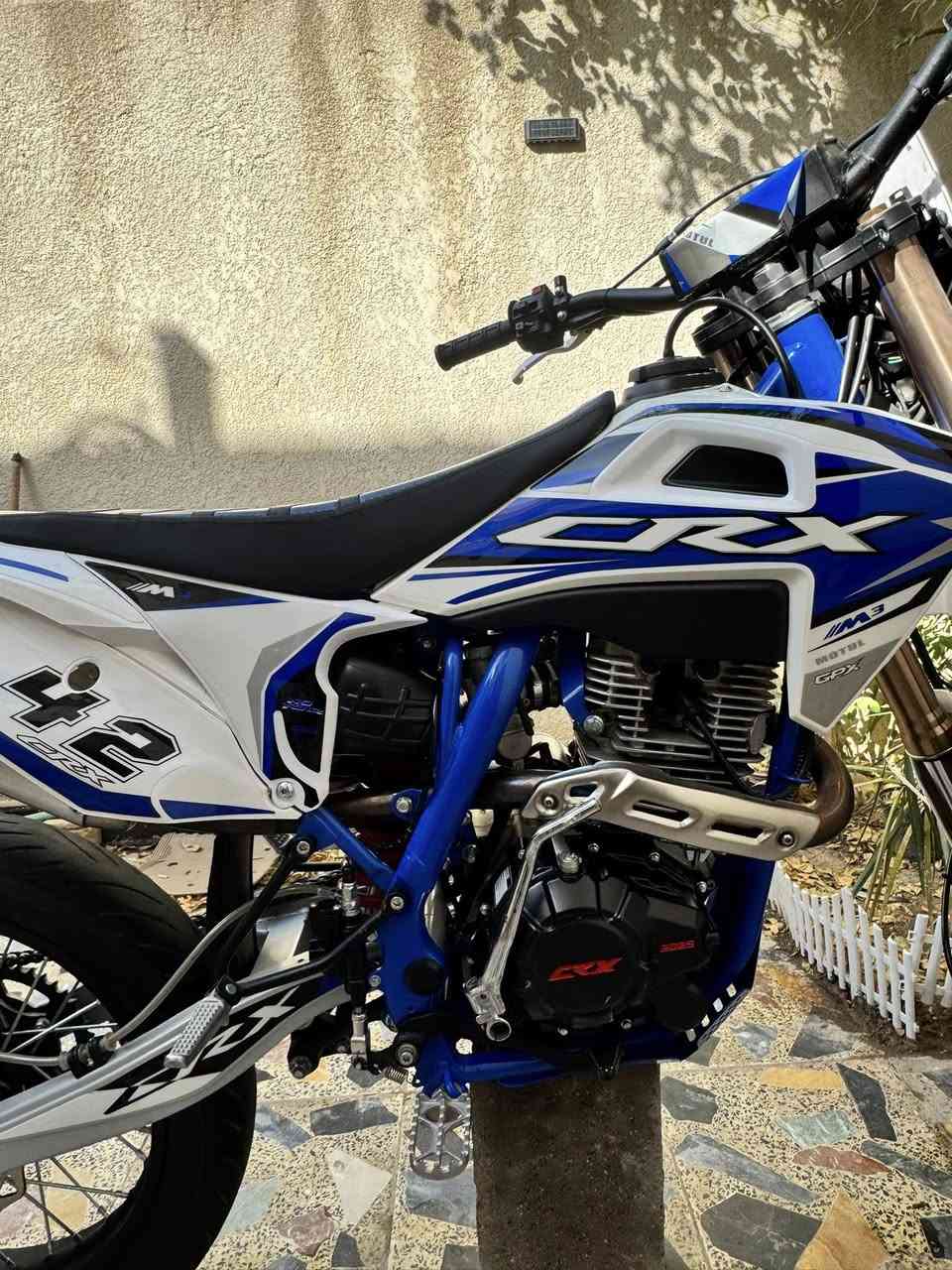 سلام عليكم ورحمة الله
دراجه  قفاز CRX مكينة 350cc كفاله عامه من لزلغ قبل شهرين من شديتها وماشيه شي قليل كلش لدراجه خير من الله واكبر حجم بيهن ونمره 1 و2 تفلق لدراجه ولدراجه عليها تايرات مشلن مال بطح وتايراتها موجودات وغراضها كلهن مري وسطاب وسله لدراجه قفلها قفلها 1600 لا تعاملني ولا اعاملك بايعها خساره كودن محتاز مكاني البصره جزيره ولدراجه شرط لفحص ورقمي ***********
