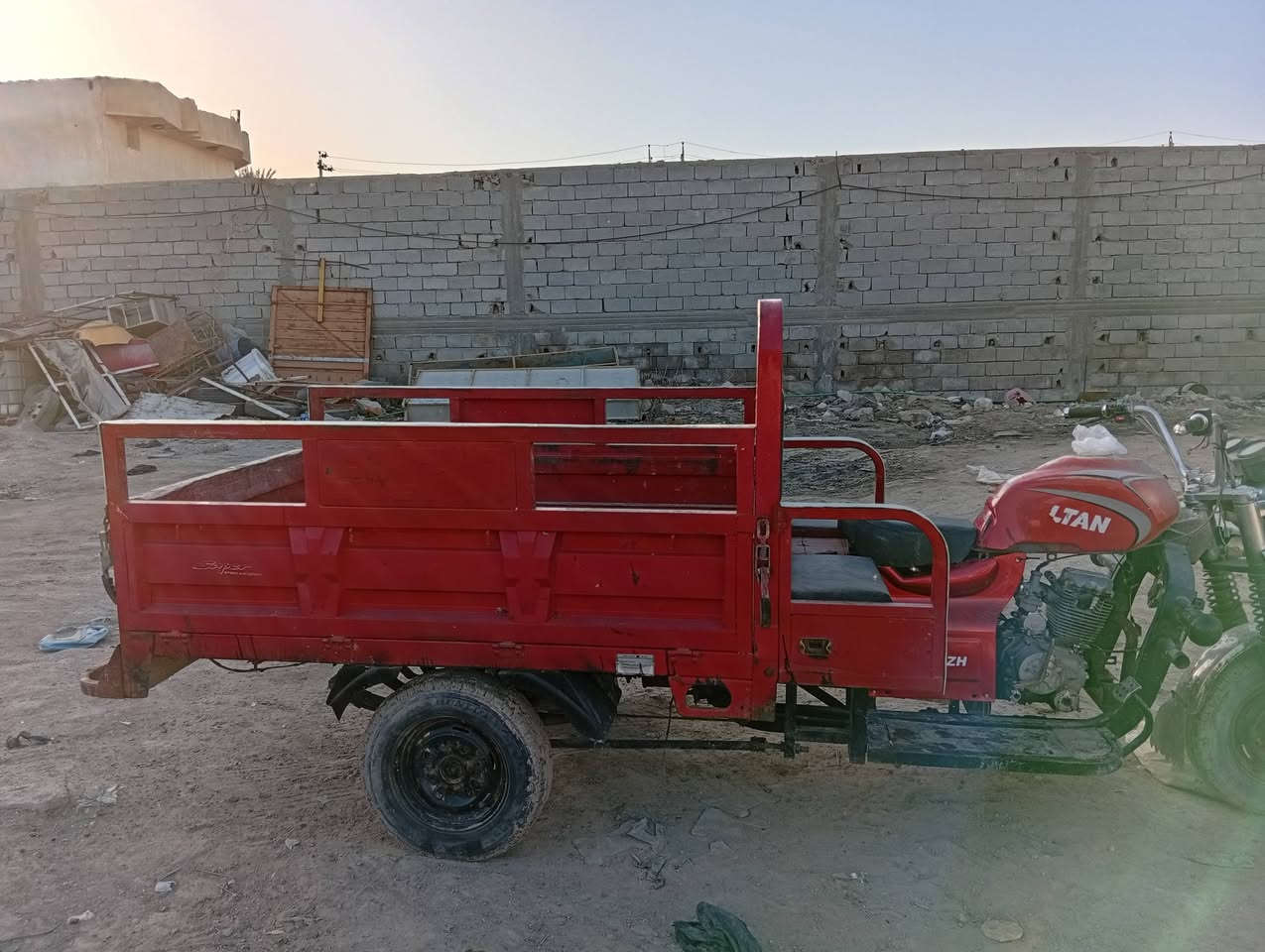 سلام عليكم 
ستوتة سـلطان للبيع ستوتة رقم سنوية بسمي مكاني بصره ابو لخصيب ملاحضه ستوتة ما مغسوله ع وصخها
شوفت عينك ستوتة ماشاءلله كلشي شغال سلف اشاير سكنات لايتات سعره(1800) رقم الهاتف.(***********
