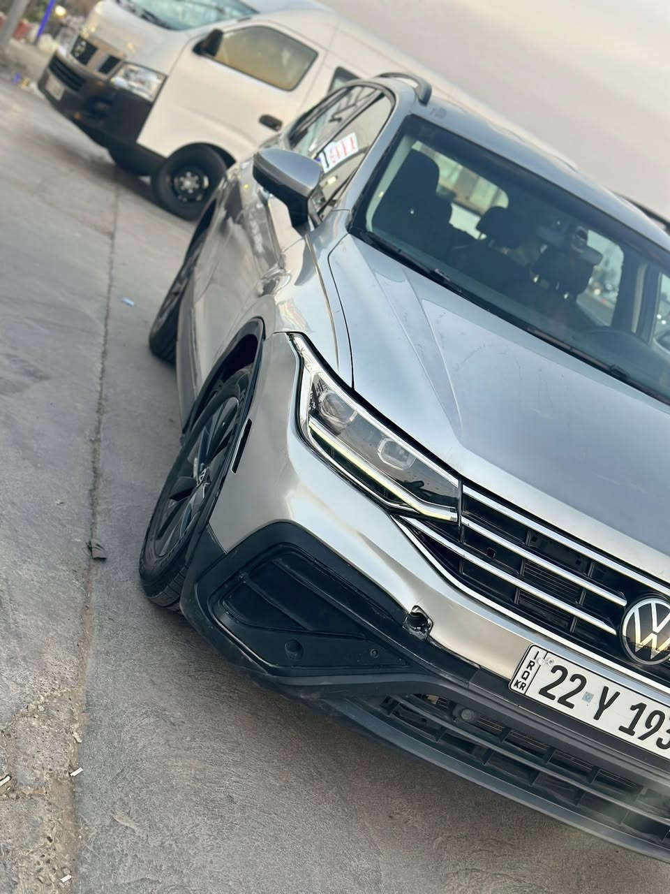 سلام عليكم
فولكس واكن تيكون
موديل 2023
مواصفات

2- تحديد مسار
3- فول رادارات
4- كامره 
 5-بصمه
سايد ابرك بصمه
محرك 4 سلندر2000
رقم أربيل هزه و لوحات جديد
صور حادث مرفقه بل منشور
السعر 143 وبيه مجال

مكان بغداد الشعب
للاستفسار الاتصال 
***********
***********
