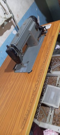 مكينة خياطة • للبيع • مكلفة