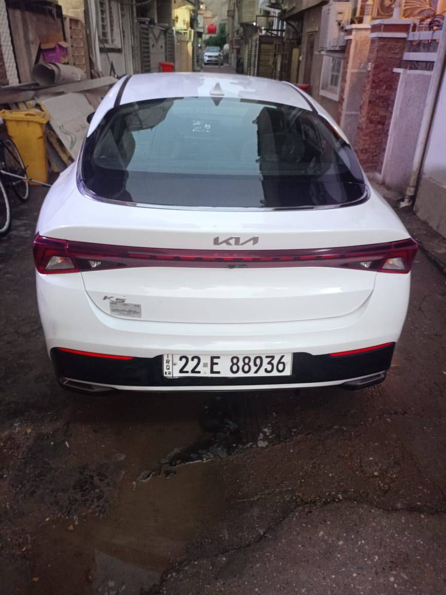 سيارة كي فايف للبيع وارد أمريكي ضررها جاملغ وباب السيارة ضررها بس أمريكا ، تشغيل عن بعد رادار أمامي حساس كاميرا خلفي رادارات جوانب بالمري صندوق ذكي يفتح عند الاقتراب السيارة نضيفة ، مواصفات بصمه ورادار ، ماشيه ٥٩ الف ، باسمي رقم أربيل ، بجم كبس
السعر ١٦٥ 
للاتصال والاستفسار 
*********** 
***********
