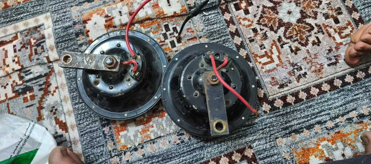 سلام عليكم هورنات لبيع بوش ايراني عميي مبدل اقراص عنوان بغداد الحسينيه السعر 250 رقمي ***********
