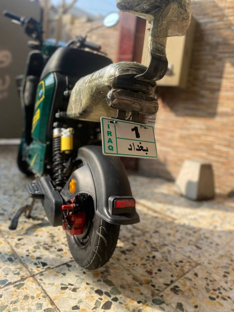 السلام عليكم دراجه شحن R9 للبيع موديل الدراجه 2025 بطاريات 5 كبار جديده كلش تايرات امامي خلفي كله جديد الدراجه مزوده سماعات بلادي وشاشه ديجيتال اربع سرع  السعر 450 وبي مجال للطيبين رقمي ***********
