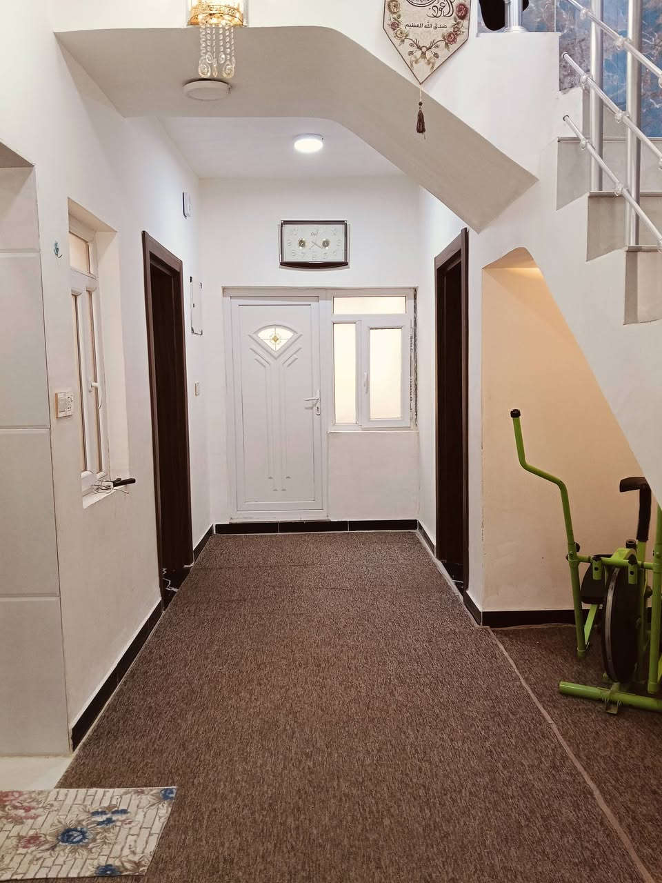 بيت للبيع 
السلام عليكم بيت للبيع في مجمع ابو تراب السكني 
200 متر على ساحة 
3 غرف مطبخ صاله جاهز من كلشي 
سند حر 
بيع نقد 
للأستفسار  واتساب ***********
