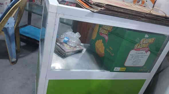 سلام عايكم عارضه محل عدد ٢ للبيع ***********
