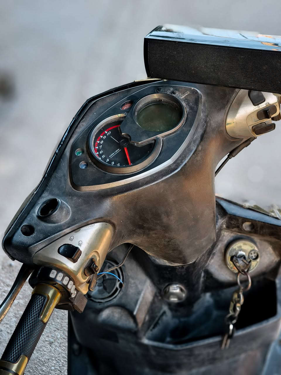 السلام عليكم سكنس ياباني فحل كابريتر دراجه مابيهاا أي نقص كلشي شغال بيهاا دشبول اشاير لايت كلهن شغالات مكاني كوت سعرهاا 500 وبيهاا مجال قليل ***********
