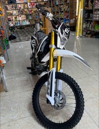 دراجه قفاز CRX محرك 300 دراجه جديده ماشيه 860  سعر الدراجه 1780 مكان ا...