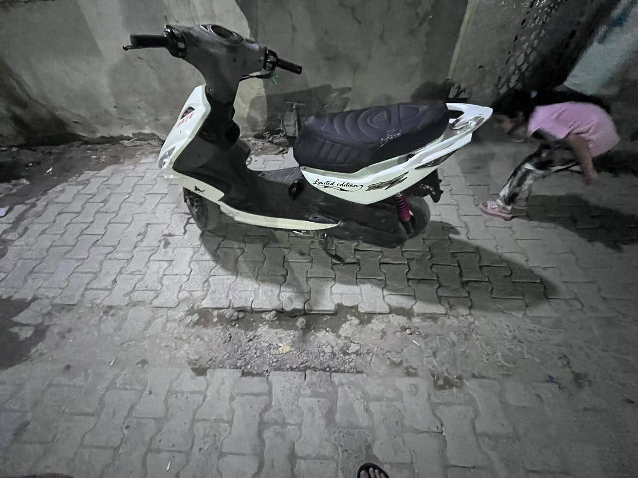سلام عليكم
ماكس مضلع كارتون كفاله عامه من البرغي
نورل صارله 4 أشهر من نازله نضيفه حلوه  ونصبته حلوه
ما بيه نقص بيه كشن رياضي
للبيع أو مراوس
مكاني حريه


**إذا كنت صاحب هذا الإعلان وتريد حذفه لأي سبب، رجاءا أرسل رسالة إلى الدعم الفني**