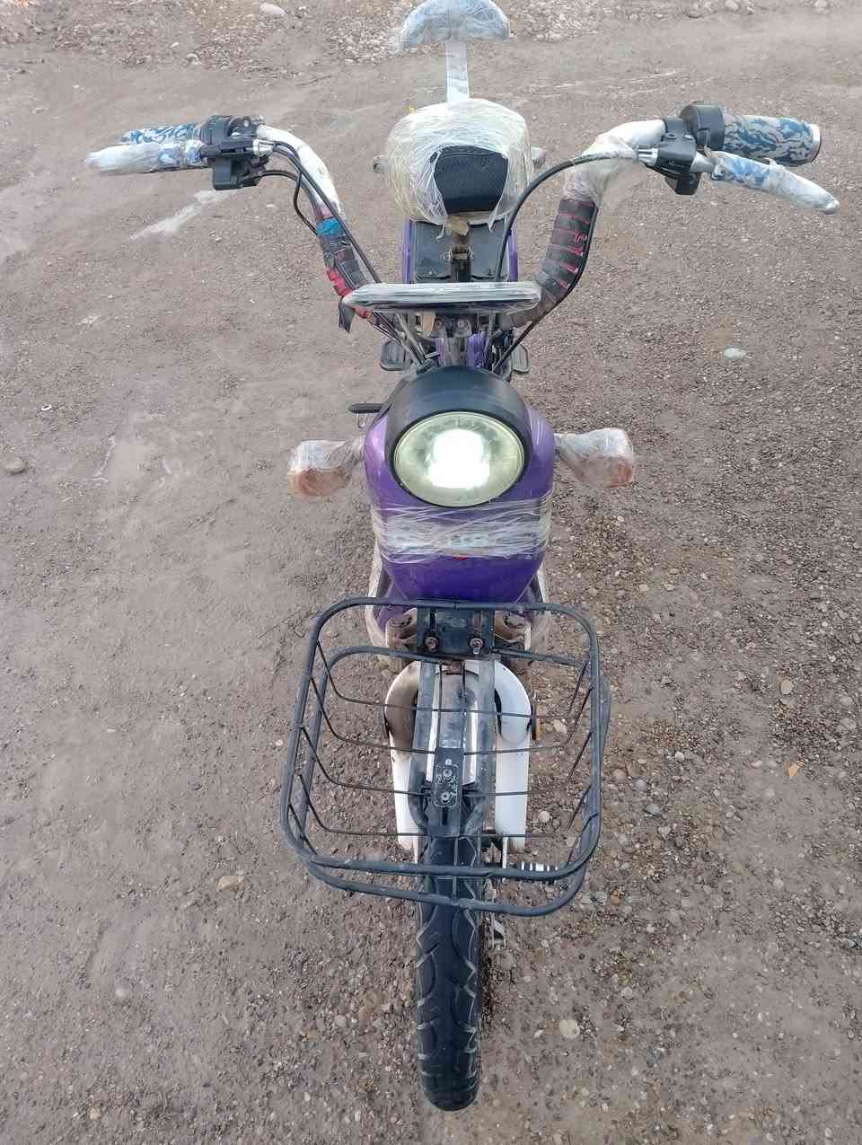 دراجة شحن 5بطاريات نص عمر موديل22 جاهز من كلشي السعر 190 وبي مجال العنوان ديالى دلي عباس الهاتف ***********
