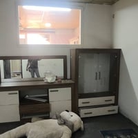 طاولة تلفزيون • كونسول • ڤاترينة