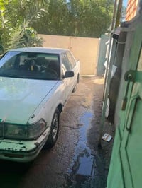 سيدان مديل 90  ايسر بلاد محرك 2500 ونجي  رقم بغداد بسمنا سنويه ل27  ال...