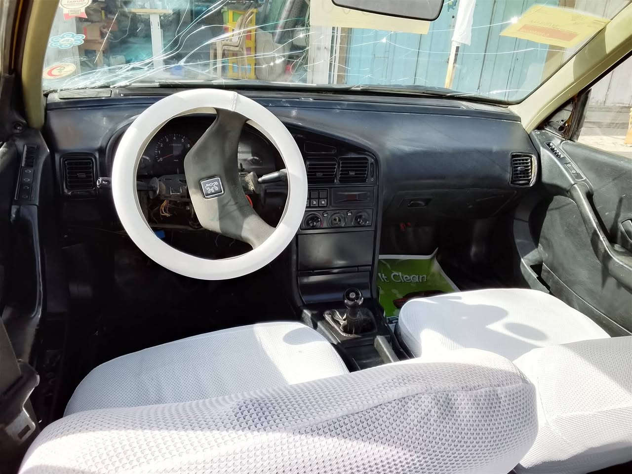 سلام عليكم بيجو روى ٩ سياره جاهزه وخير من الله كهربائيات شغاله كلها تخم تاير كشرها يخبل نضيف مكينه بيها خيط بخار قليل حيل جدا كيرها بس خامس يفلت وباقي كفاله حلوه وكاعده سياره داخل نضيف دوشمه جديده باتري جديد رقم بغداد الماني ماندل راعيها ابيع كوم حديد اتكفل سرقه وعشاير سعرها ١٢ مكاني بغداد شعب رقم تفاصيل أكثر ***********
