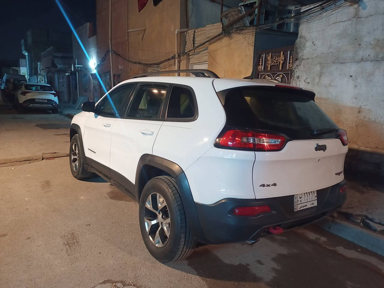 سلام عليكم جيب ترايل هوك شيروكي  م   17   كلين تايتل  حادثهة غرق 30/100
حادث عراق طخة بل شباك  
صدر جديد  تاير جديد   باتري جديد كهربائيات كلهة شغالة  مكينه 6  v 3200     
السعر 160 وبيهة مجال 
السنويه لل 29
مكاني كربلاء حي العامل 
*********** 
    مكلف بل نشر اتصل  وتدلل
