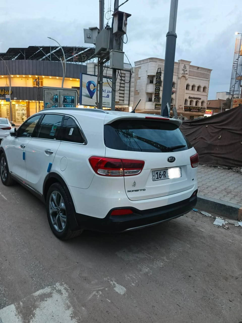 للبيع او المراوس بسياره اقل من سعرها 
سورنتو موديل 2015 شكل 2016 خليجي رقم قادسية الجديد هزه وسنوية جديده  كفاله من صبغ والتبديل فقط بارد بالباب قليل جداً  السعر 195
فول مواصفات عدا الفتحه 
مكان السياره الديوانية مركز المدينة 
***********
*********** ديوانية, القادسية
