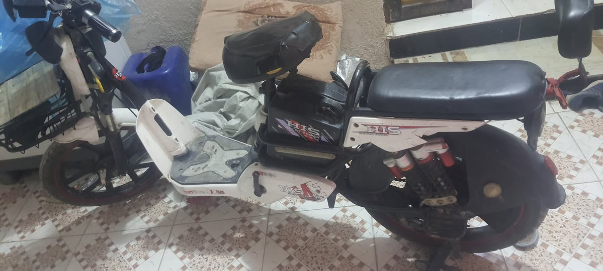 إسلام عليكم دراجه شحن متاحه البصرا حيانيه شارع القائد قرب محطه الكندي السعر ٢٥٠ بيه مجال شي قليل الشراي يتصل خاص ***********
