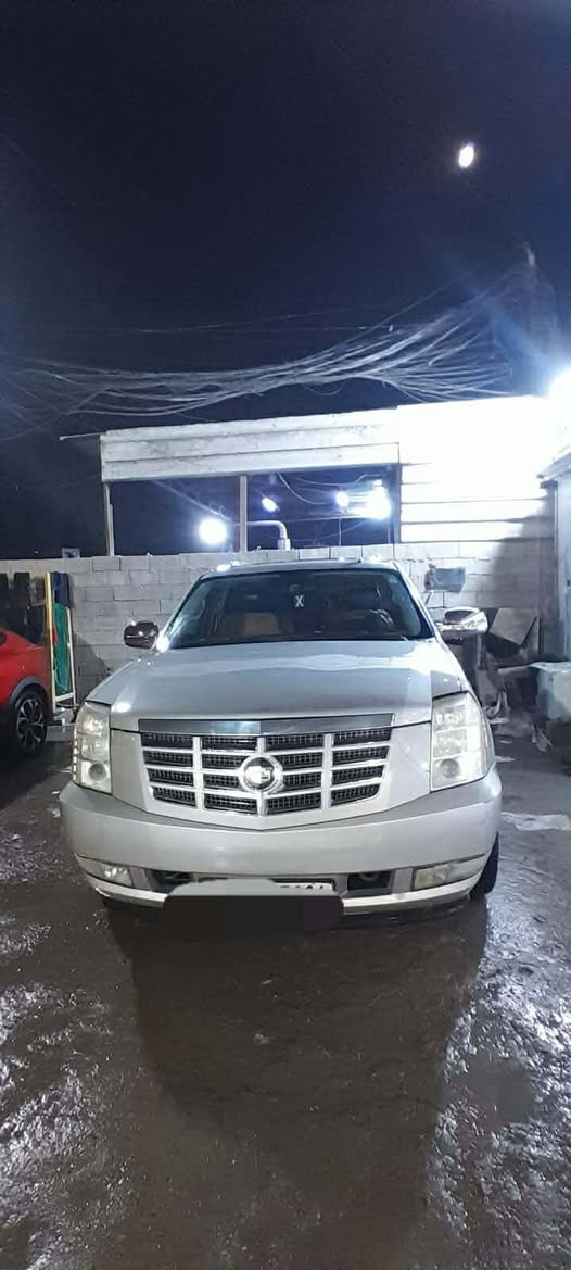 كديلاك سكاليد ٢٠٠٨
مكينه ٥٣٠٠ 

رقم اربيل سنوية وهزة جديد

سلايد كامرة حساسات  داخل جلد تبريد تخم تاير 

سعر ١٧٥ وبي مجال عنوان بغداد 

***********

بيهة منضومة غاز
سونار موجود بيهة بارد بسيط 
وشخط بصفحة اليمين

