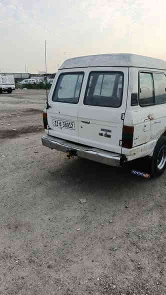 السلام لاندكروز موديل ٨٤ رقم بغداد دولي سنويه جديدة مكفوله من الحادث بيها جراد محرك ٢ f  كير ٦ نمر السياره كامل مواصفات دفع رباعي سياره جاهزة السعر ٤٧ مكانها بغداد ***********  اني مكلف بالنشر الشراي يتصل
